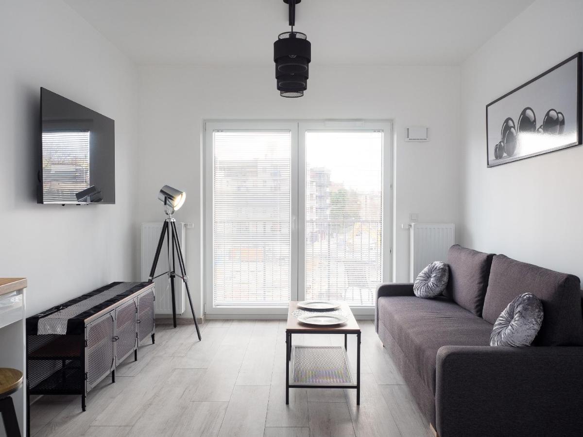 Szwedzka 22C Separate Bedroom Free Garage By Perfect Apart Warsaw Exterior photo